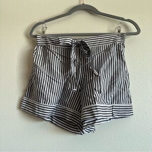 NWT Ettitude Bamboo Sateen Pajama Shorts in Gray /Slate Stripe Size Small